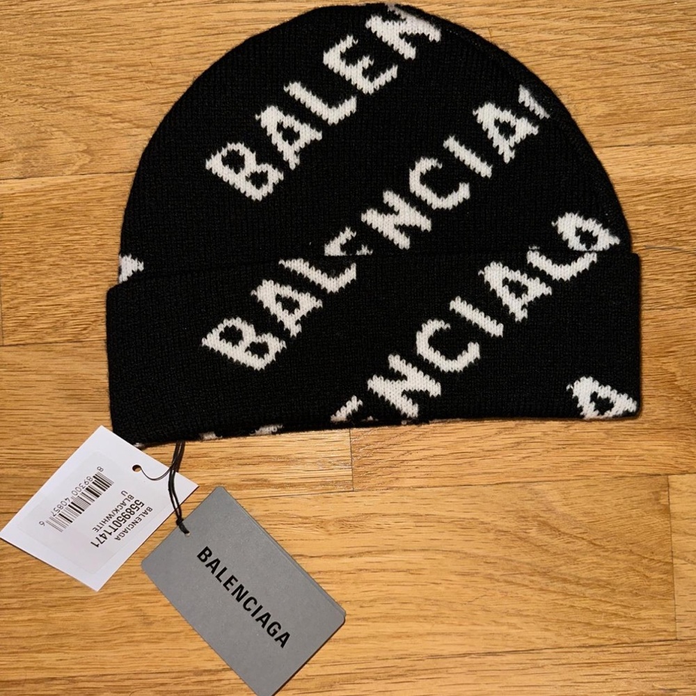 Balenciaga beanie